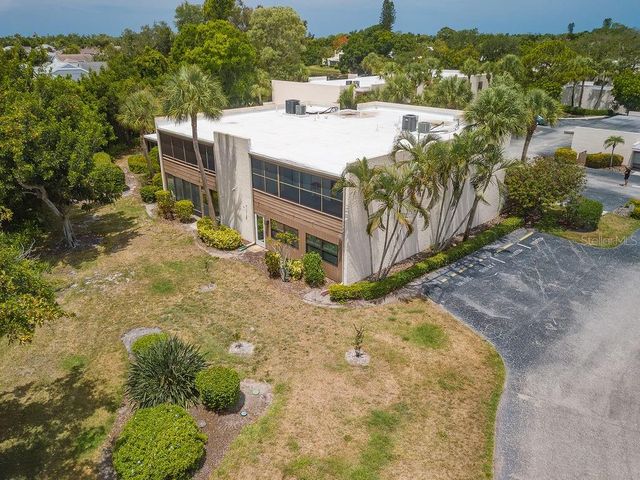 193 PINENEEDLE DRIVE, Bradenton, FL 34210