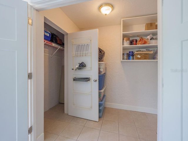 193 PINENEEDLE DRIVE, Bradenton, FL 34210