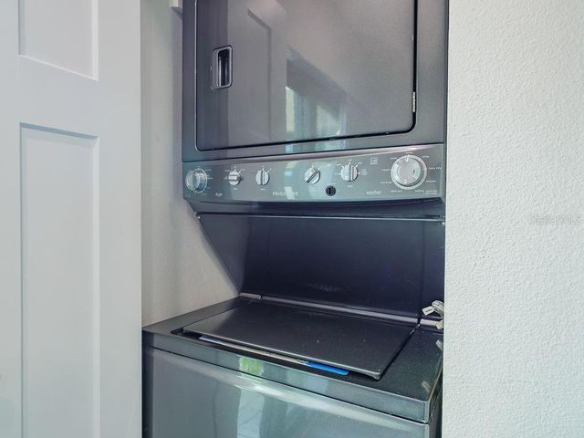 193 PINENEEDLE DRIVE, Bradenton, FL 34210