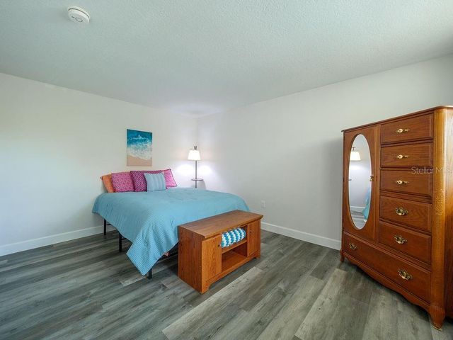 193 PINENEEDLE DRIVE, Bradenton, FL 34210