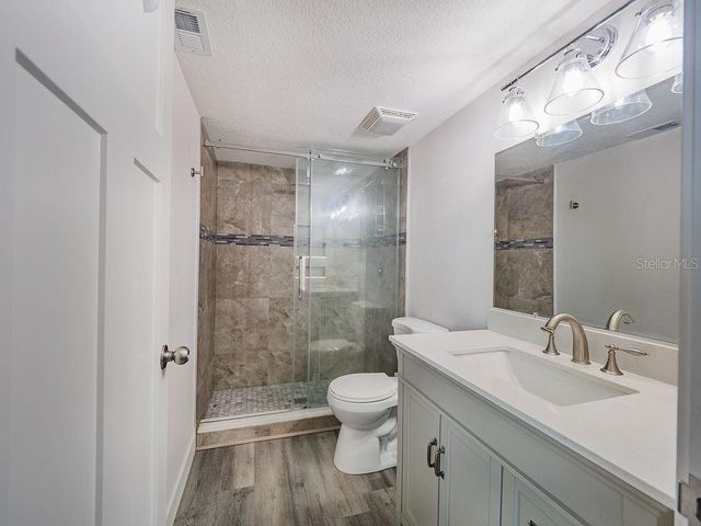 193 PINENEEDLE DRIVE, Bradenton, FL 34210