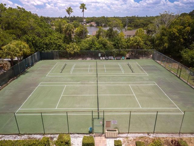 193 PINENEEDLE DRIVE, Bradenton, FL 34210
