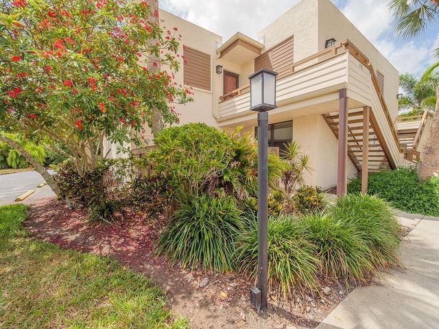193 PINENEEDLE DRIVE, Bradenton, FL 34210