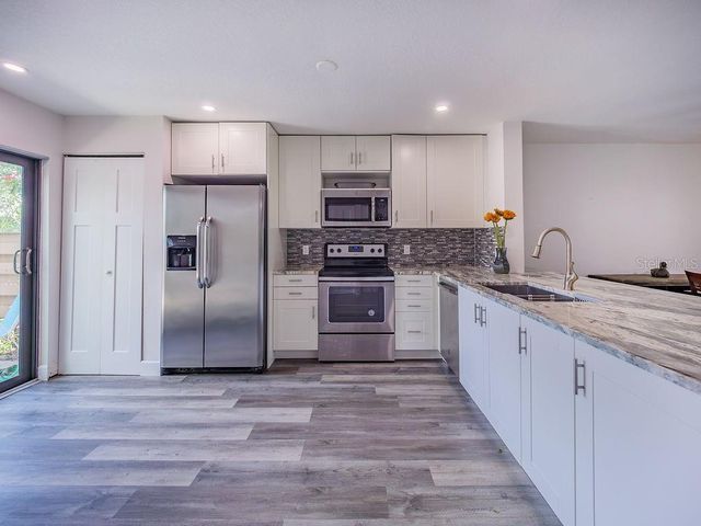 193 PINENEEDLE DRIVE, Bradenton, FL 34210