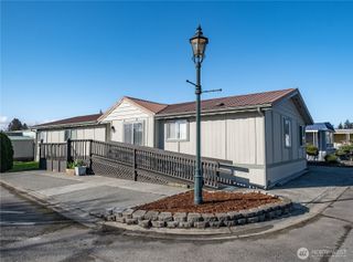 225 NE Ernst #50, Oak Harbor, WA 98277