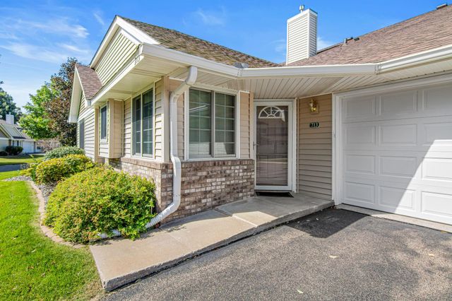 713 85th Lane NW, Coon Rapids, MN 55433