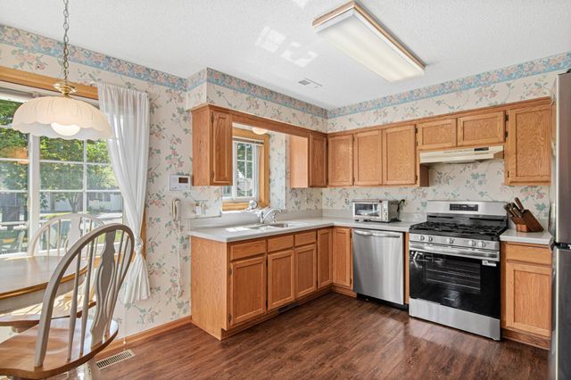 713 85th Lane NW, Coon Rapids, MN 55433