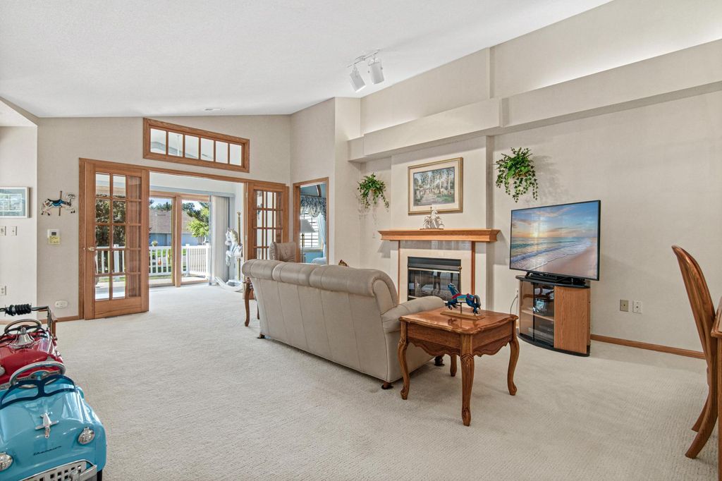 713 85th Lane NW, Coon Rapids, MN 55433 — photo 2