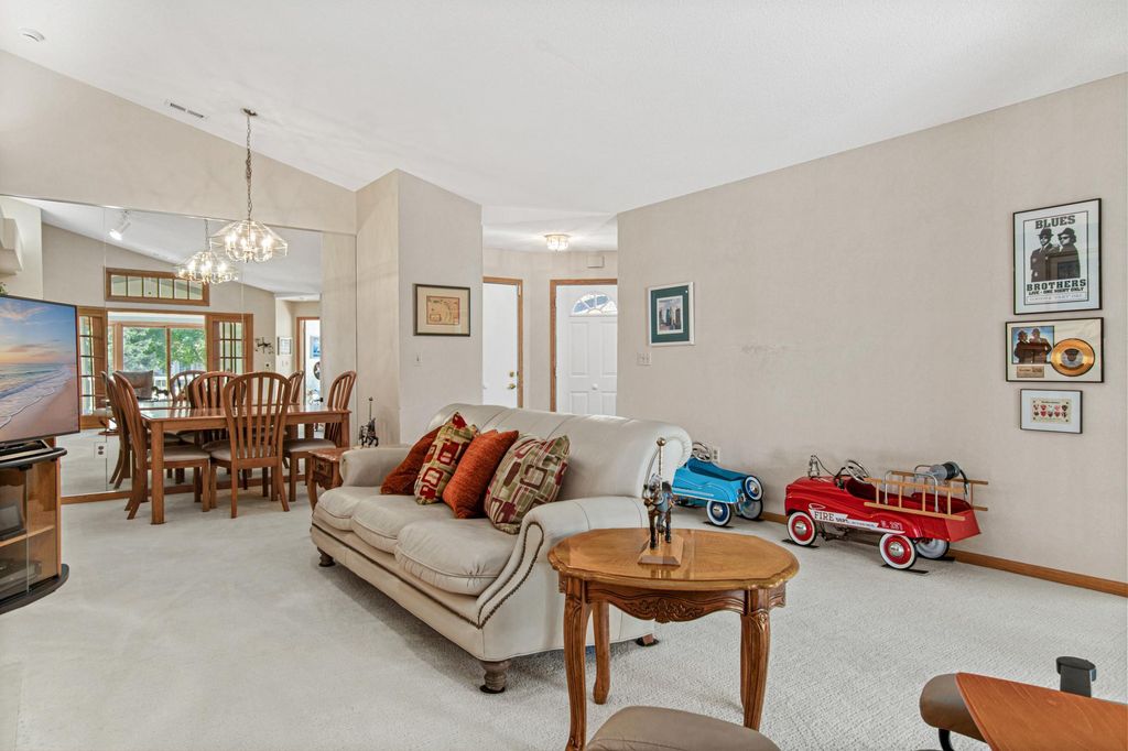 713 85th Lane NW, Coon Rapids, MN 55433 — photo 5