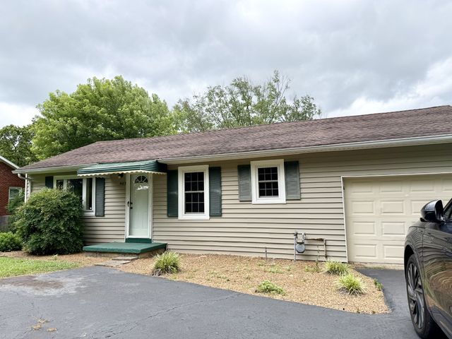 403 Old Morrison Rd, Mcminnville, TN 37110