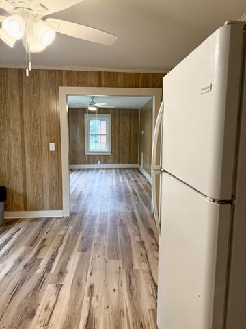 403 Old Morrison Rd, Mcminnville, TN 37110