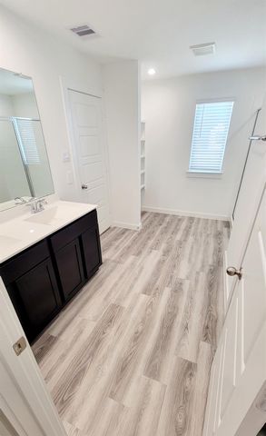 12236 City Rose Court, Houston, TX 77047