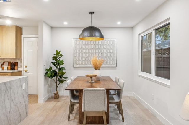 10777 W Estates Dr, Cupertino, CA 95014