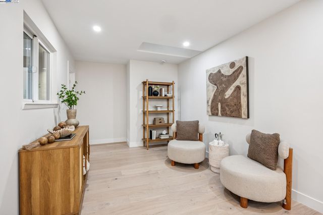 10777 W Estates Dr, Cupertino, CA 95014