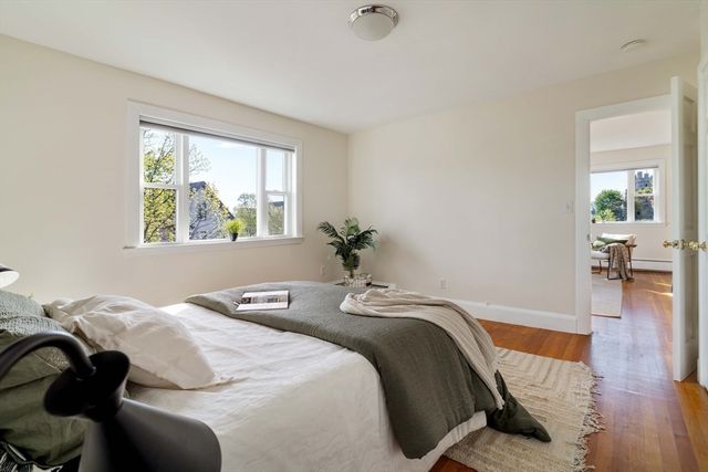 82 Munroe Street 11, Somerville, MA 02143