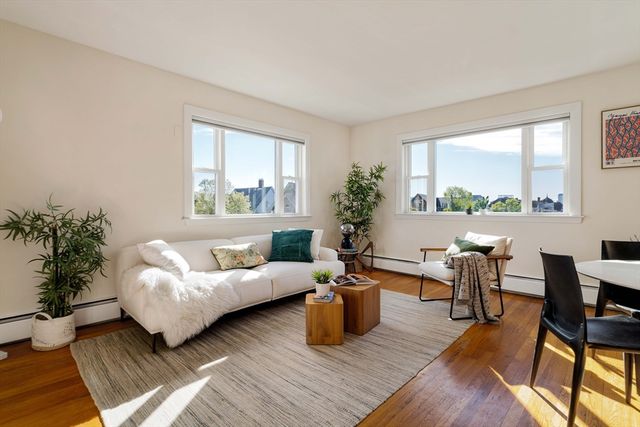 82 Munroe Street 11, Somerville, MA 02143