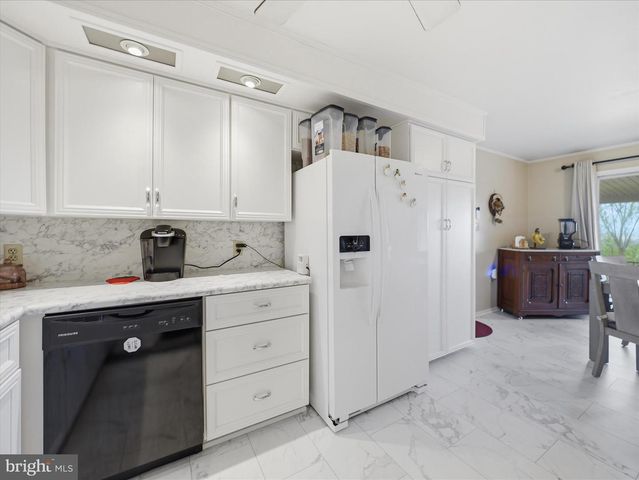 13741 VILLA VIEW DRIVE W, Waynesboro, PA 17268