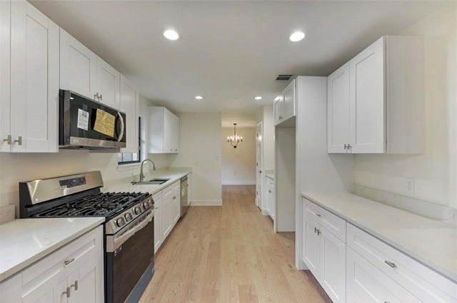 8811 Tavistock Drive, Houston, TX 77031