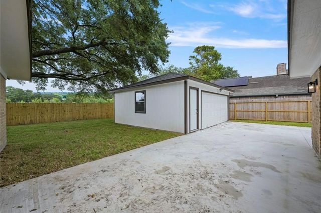 8811 Tavistock Drive, Houston, TX 77031