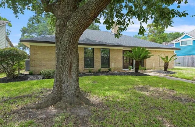 8811 Tavistock Drive, Houston, TX 77031