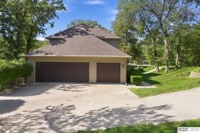 19818 Ewel Court, Plattsmouth, NE 68048