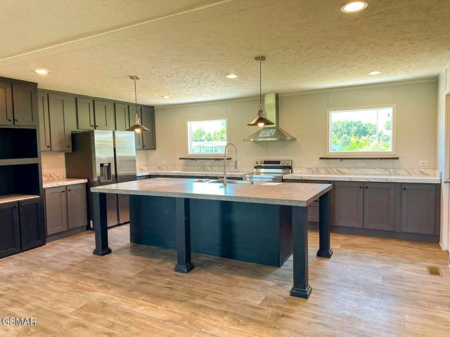1515 River Path, Morristown, TN 37813