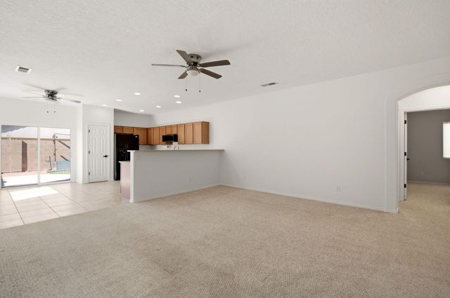 1040 Marapi Street NW, Albuquerque, NM 87120