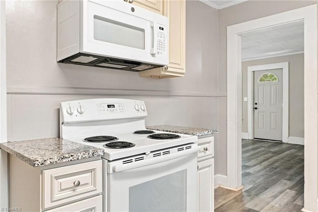 1313 Fairfield Drive, Winston-salem, NC 27127