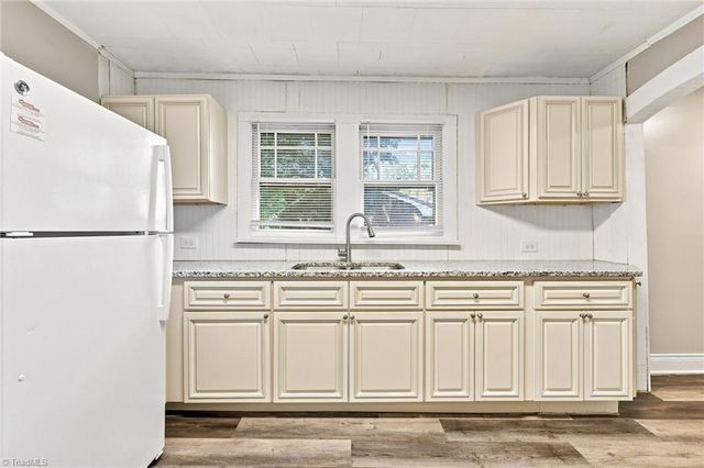1313 Fairfield Drive, Winston-salem, NC 27127