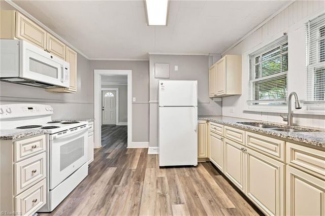 1313 Fairfield Drive, Winston-salem, NC 27127