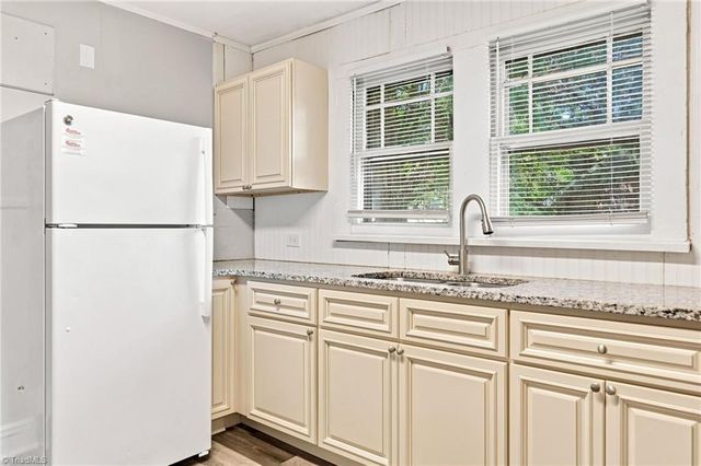 1313 Fairfield Drive, Winston-salem, NC 27127