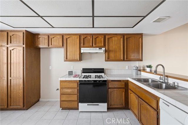 12 Primrose, Irvine, CA 92604