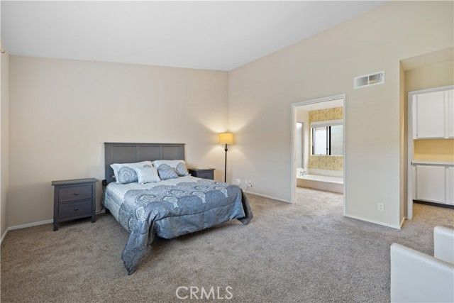 12 Primrose, Irvine, CA 92604