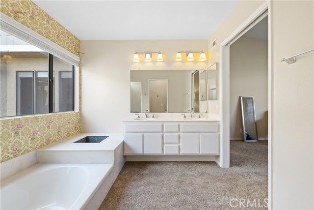 12 Primrose, Irvine, CA 92604