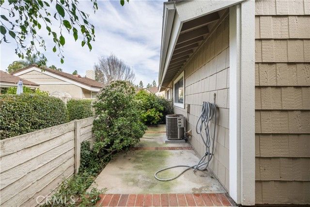 12 Primrose, Irvine, CA 92604