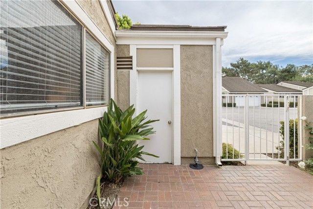 12 Primrose, Irvine, CA 92604