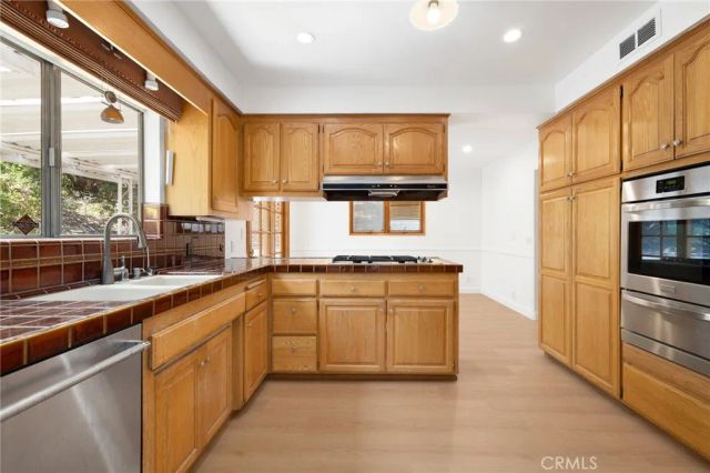 22204 Avenue San Luis, Woodland Hills, CA 91364