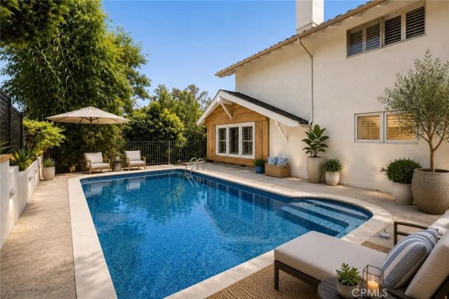 22204 Avenue San Luis, Woodland Hills, CA 91364