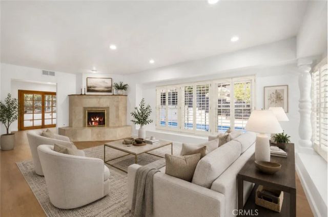 22204 Avenue San Luis, Woodland Hills, CA 91364