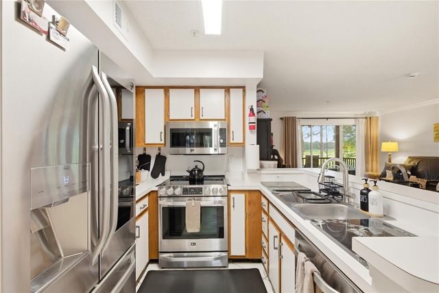 2400 FEATHER SOUND DRIVE 427, Clearwater, FL 33762