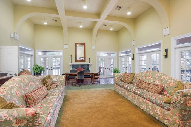 2400 FEATHER SOUND DRIVE 427, Clearwater, FL 33762