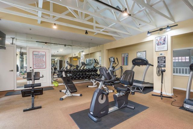 2400 FEATHER SOUND DRIVE 427, Clearwater, FL 33762