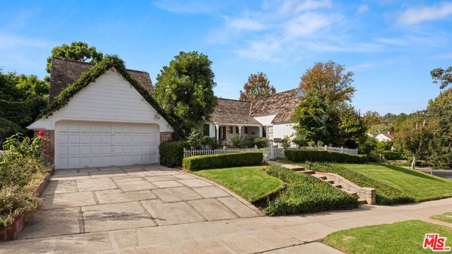 501 Woodruff Avenue, Los Angeles, CA 90024