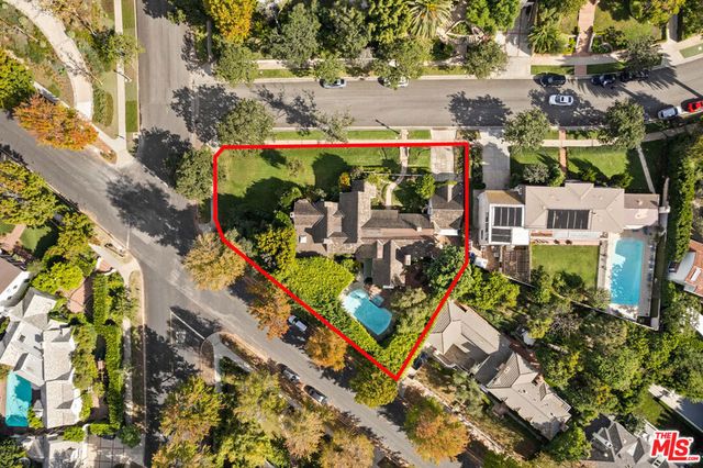 501 Woodruff Avenue, Los Angeles, CA 90024