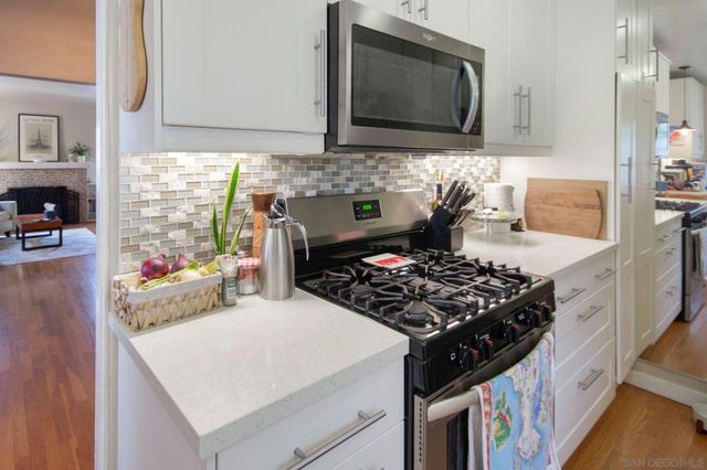 736 38 I, Coronado, CA 92118