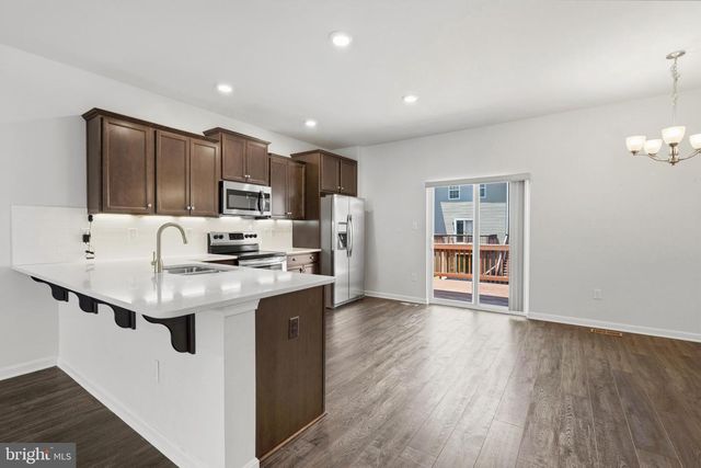 123 VESPUCCI LN, Martinsburg, WV 25404