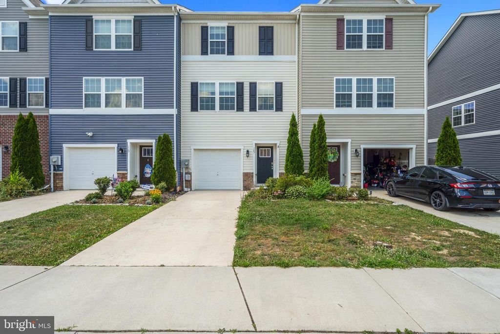 123 VESPUCCI LN, Martinsburg, WV 25404
