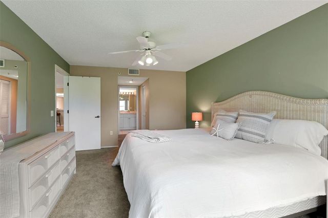 6908 DREWRYS BLUFF 704, Bradenton, FL 34203