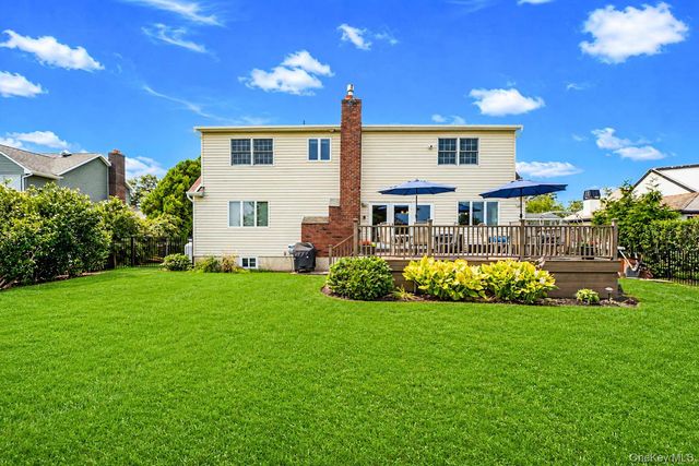 131 Crystal Beach Boulevard, Moriches, NY 11955