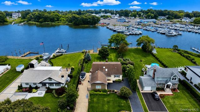 131 Crystal Beach Boulevard, Moriches, NY 11955